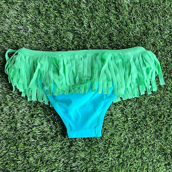 TO THE 9’s Green Kids 2 Piece Bikini size 10/14 - Picture 3 of 6